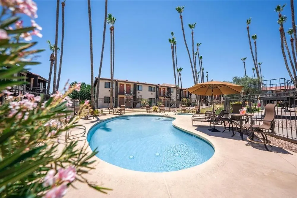 130 Fully Furnished, Amenities Galore Scottsdale